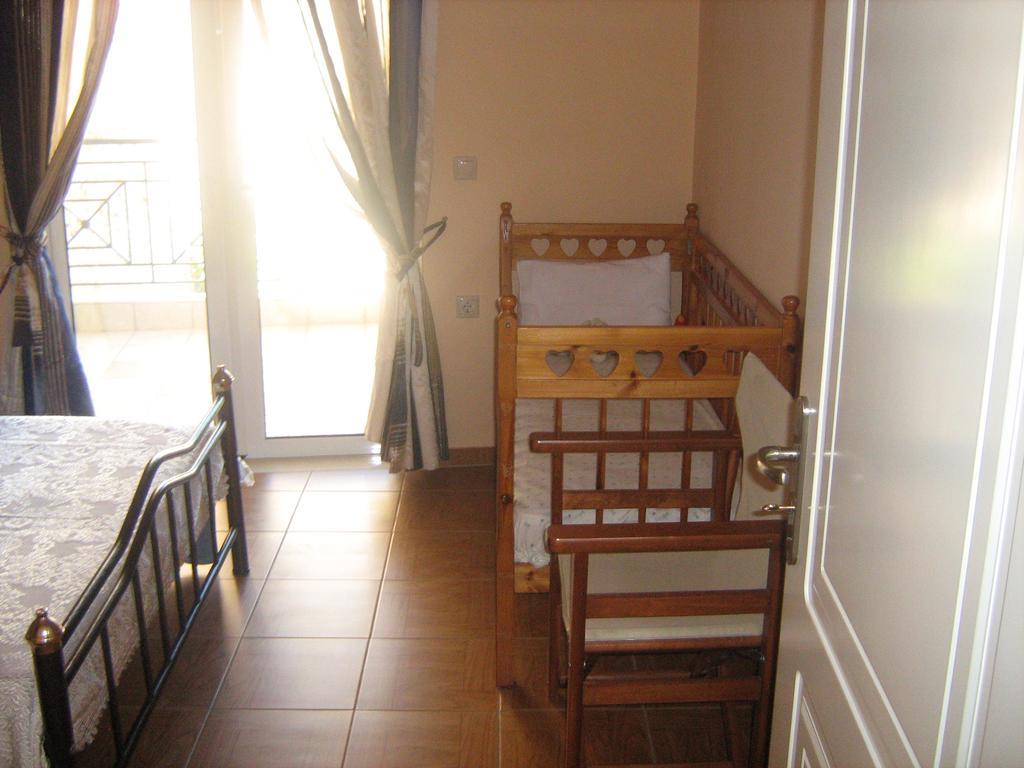 Ferienwohnung Filoxenia Levídhion Zimmer foto
